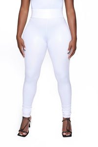 Naomi Pant (white)